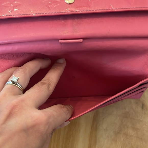 Louis Vuitton Pink Wallet - Picture 10 of 16